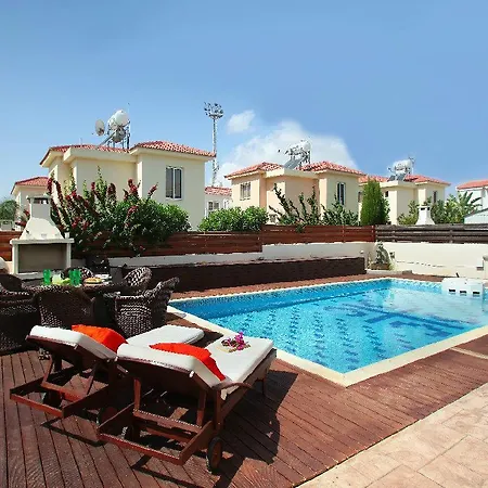 Loreana Ayia Napa
