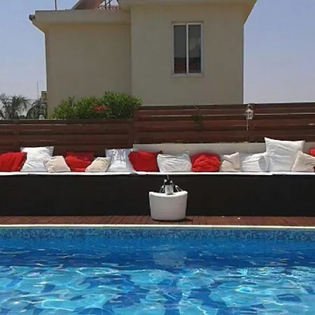 Loreana * Ayia Napa